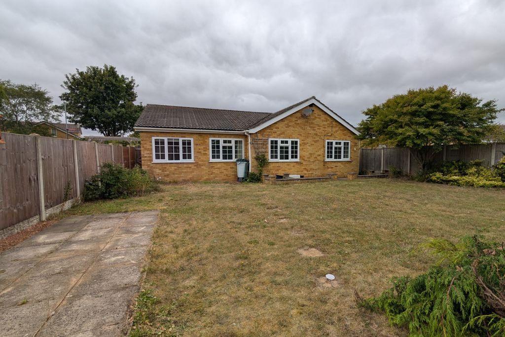 Property photo 2 of 23
