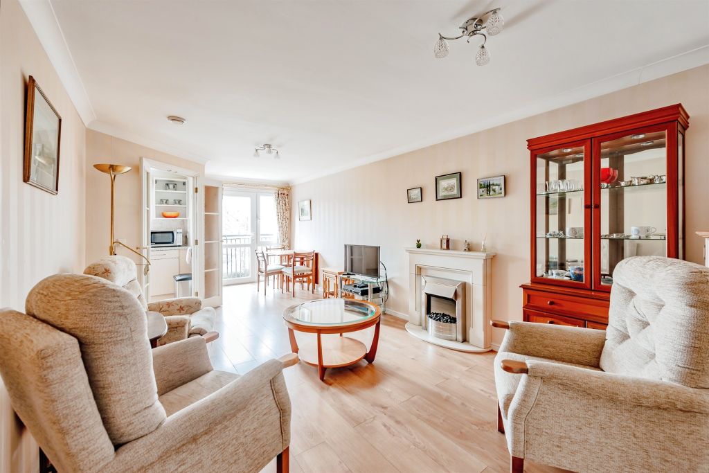 Property photo 1 of 13