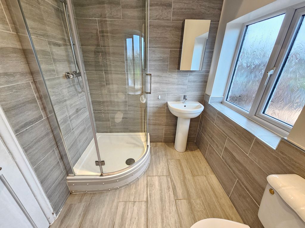 Property photo 2 of 27 20260415_140546