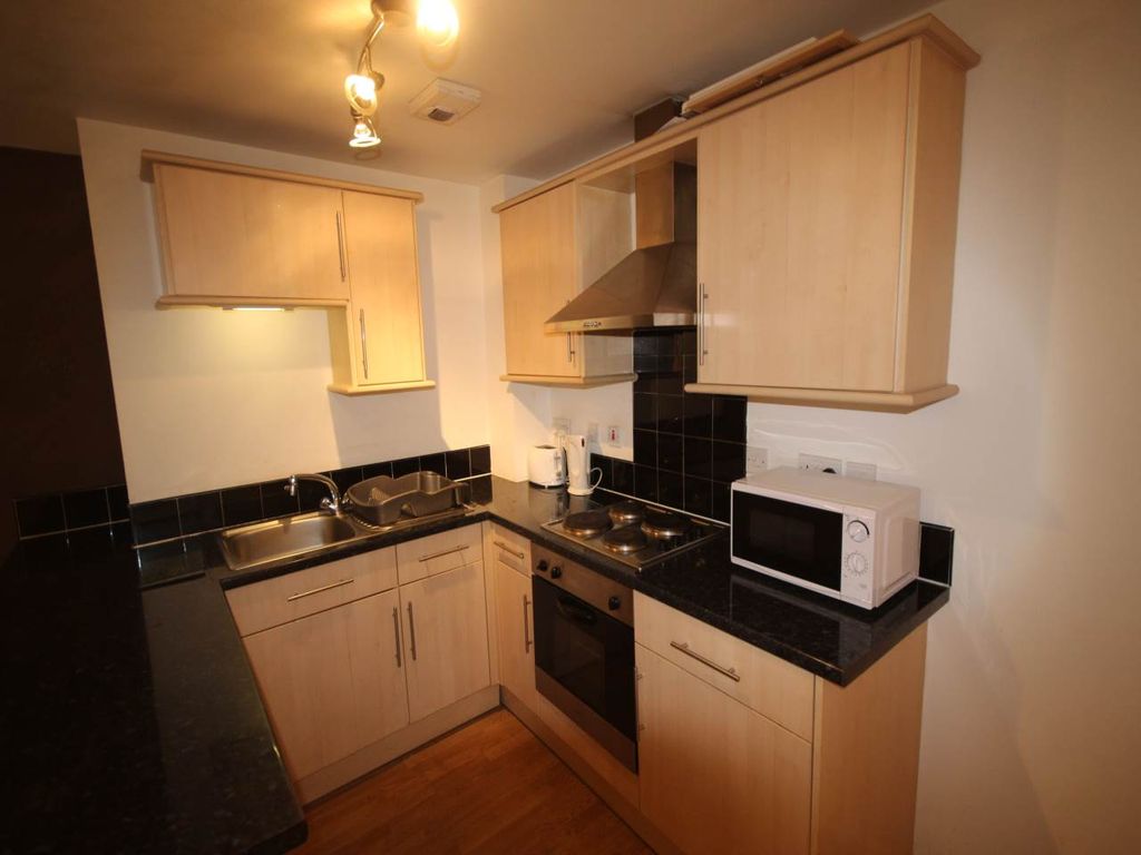 Property photo 3 of 5 Kitchen