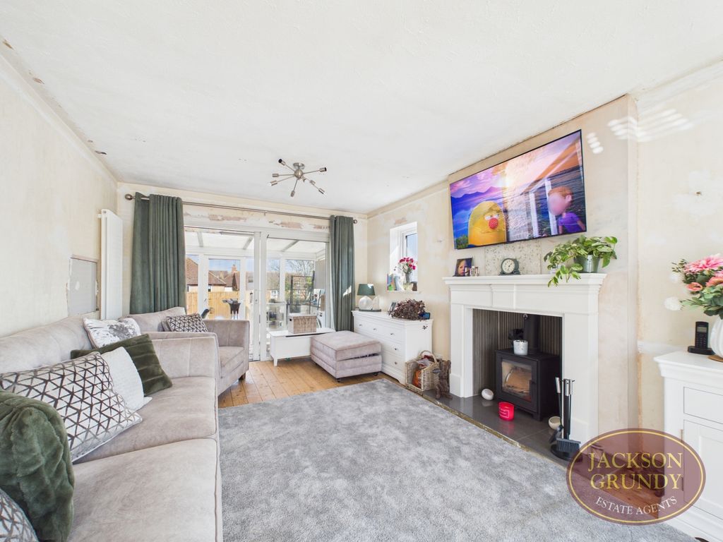 Property photo 3 of 16 Photo 3