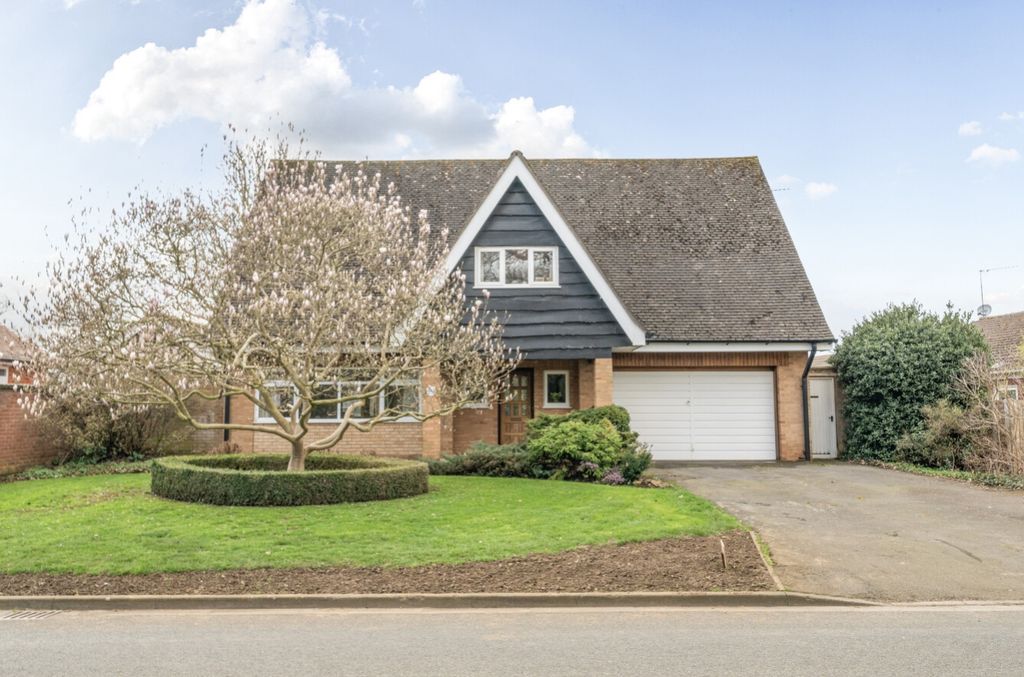 Property photo 1 of 34 1423799-24-69B068597B97B