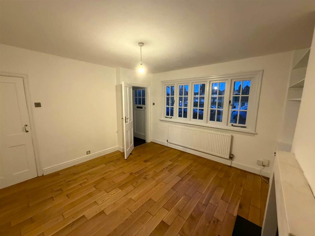 Property photo 2 of 12 Df249B9B-B98c-440c-A37c-9Ca551c85A0c.Jpg