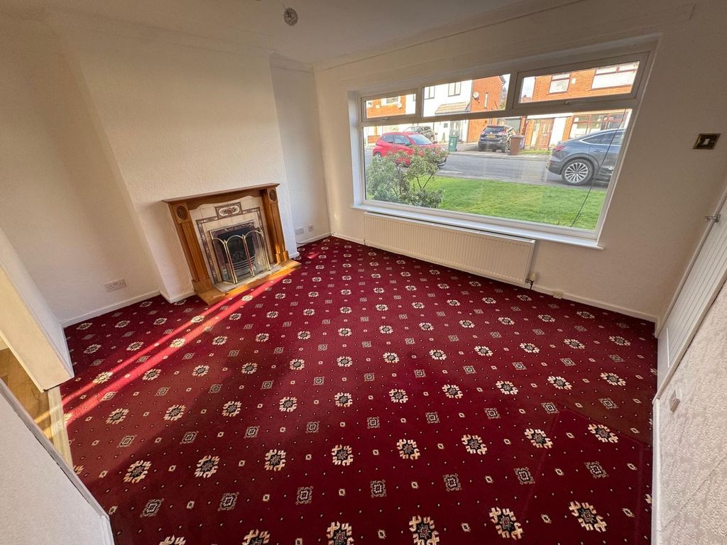 Property photo 3 of 21 5