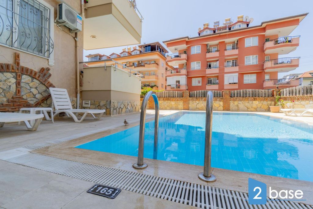 Property photo 3 of 27