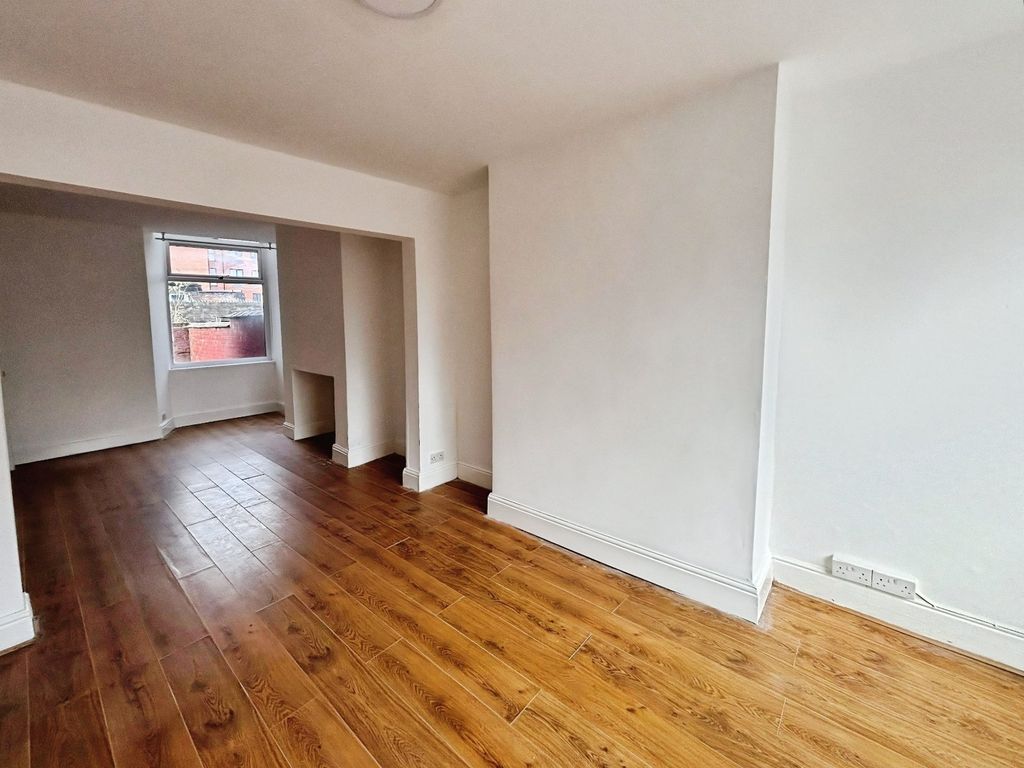 Property photo 2 of 14 Picture No. 06