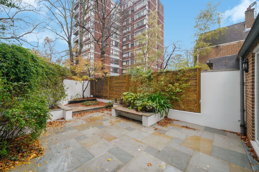 Property photo 3 of 19