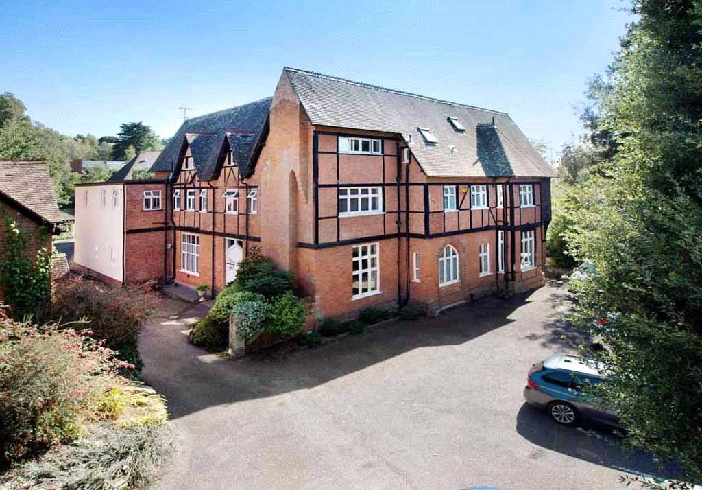 Property photo 1 of 13 External
