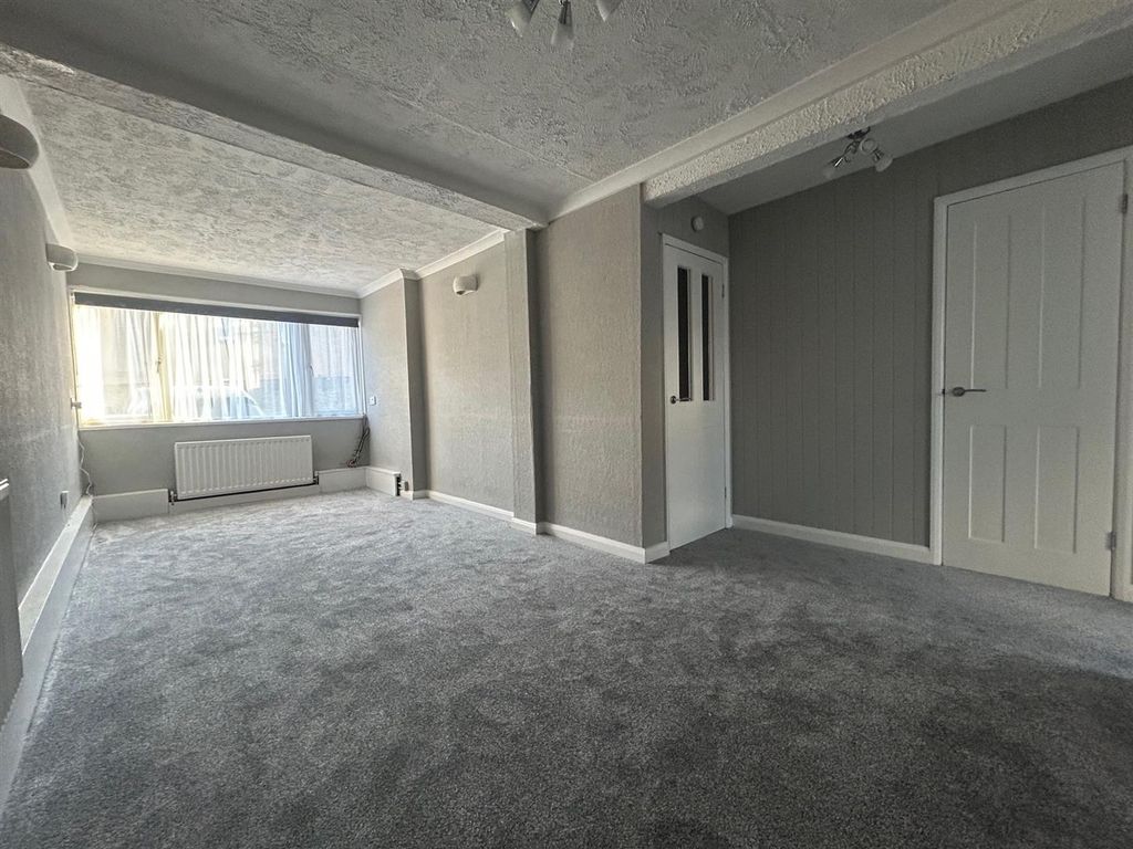 Property photo 2 of 14 2.Jpg