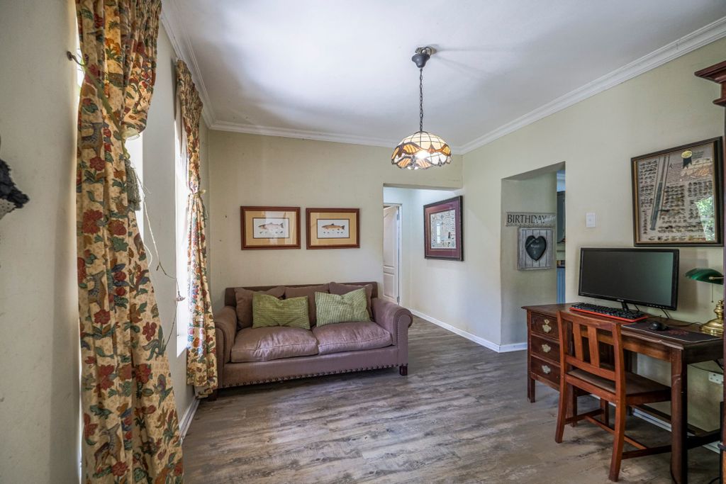 Property photo 3 of 45 1Plz1605152