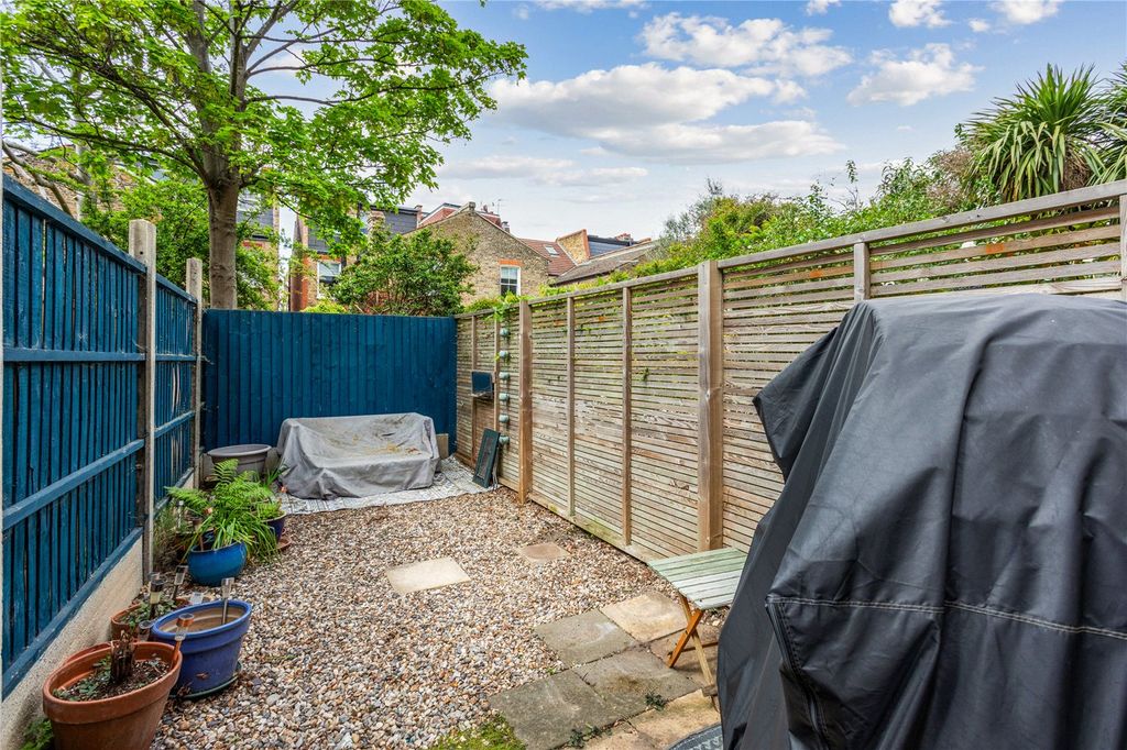 Property photo 2 of 11 Picture No. 11