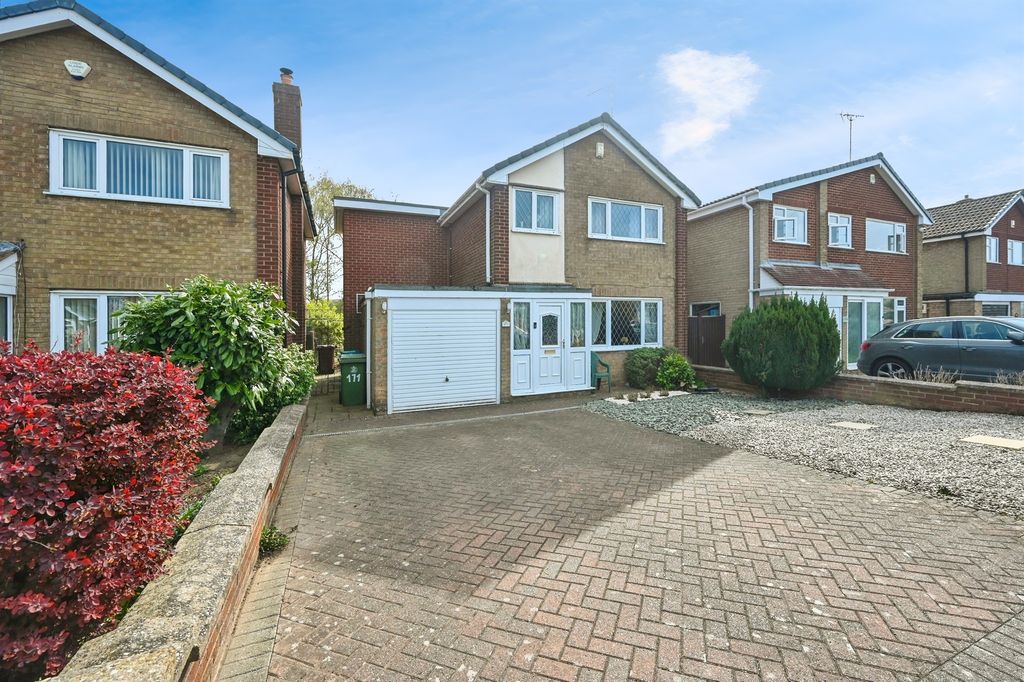 Property photo 1 of 17 Externals
