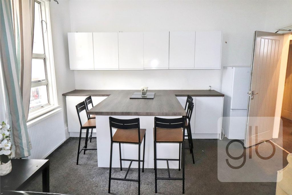 Property photo 1 of 15 2.Png