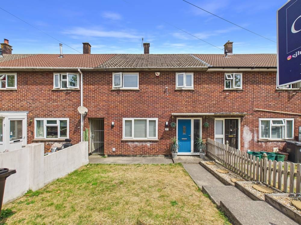 Property photo 2 of 16 Giraffe360-Still016