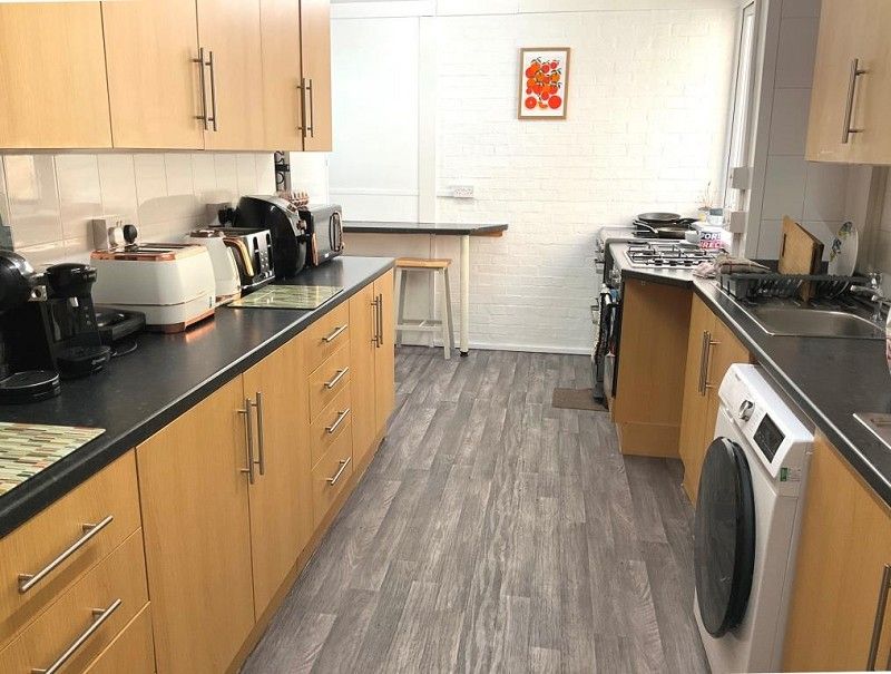 Additional image 7 of Room to rentStation Road, Llanelli, Carmarthenshire. SA15