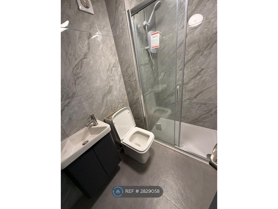 Property photo 1 of 35