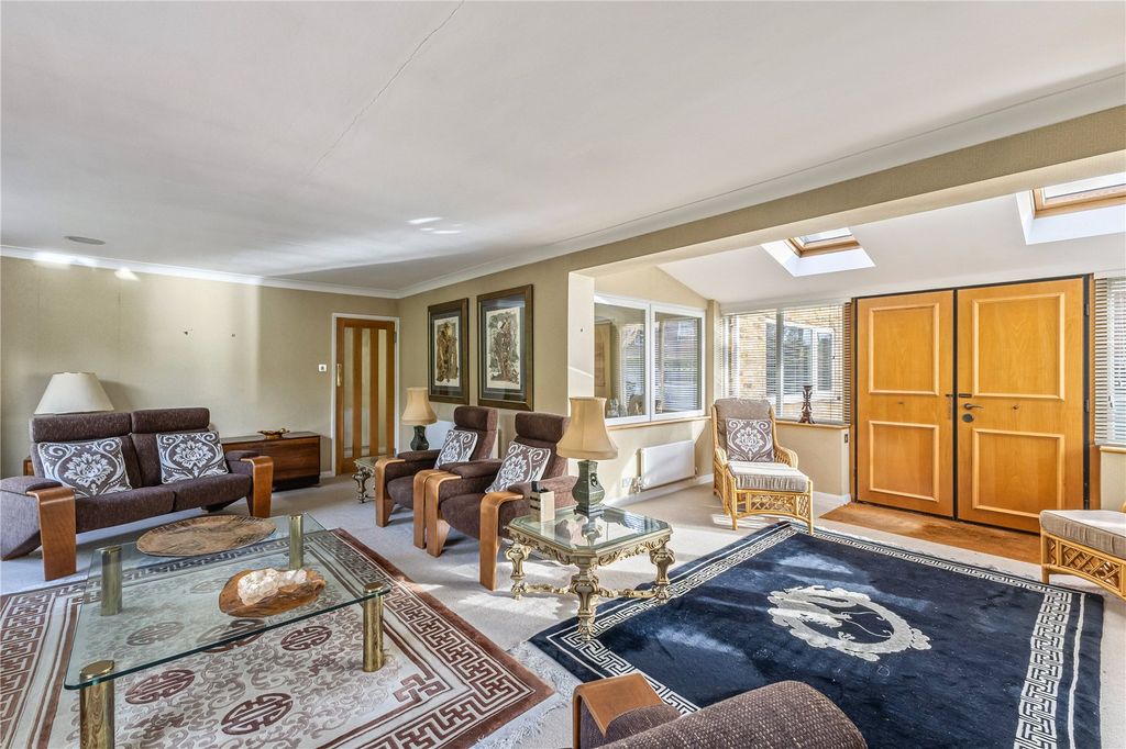 Property photo 3 of 13 Living Room