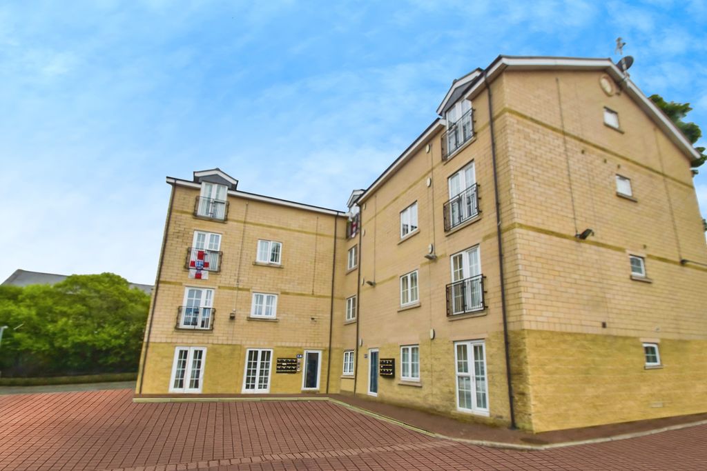 Property photo 1 of 10 50506015-Front