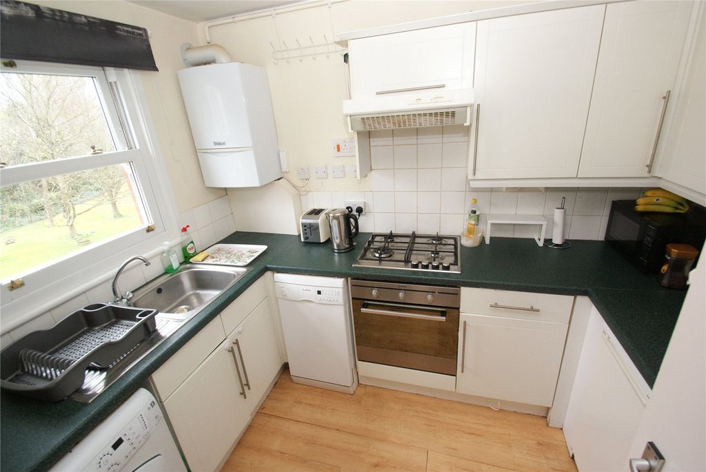 Property photo 3 of 19 Picture No. 12