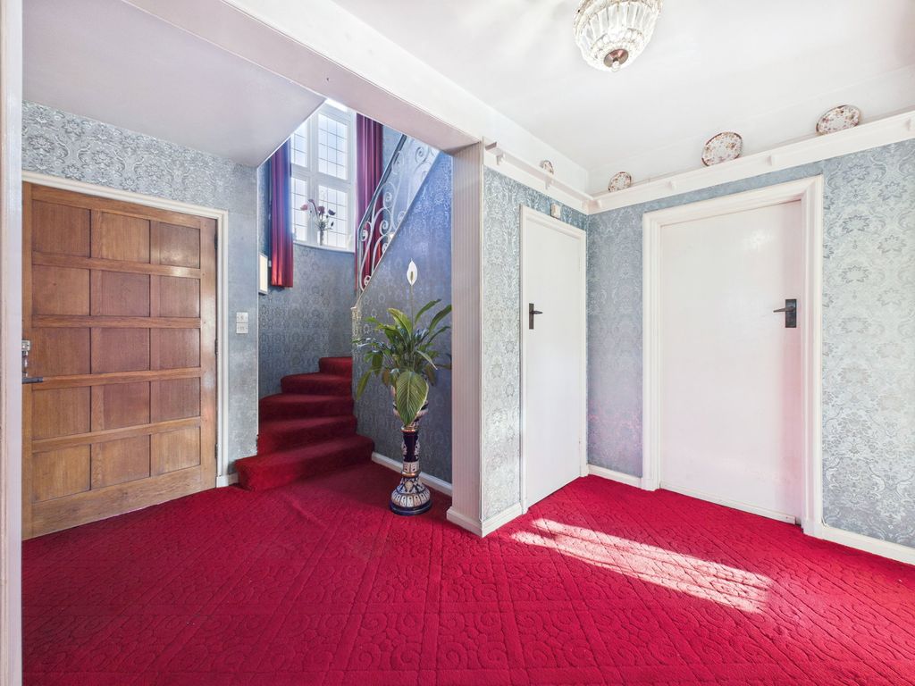 Property photo 3 of 25