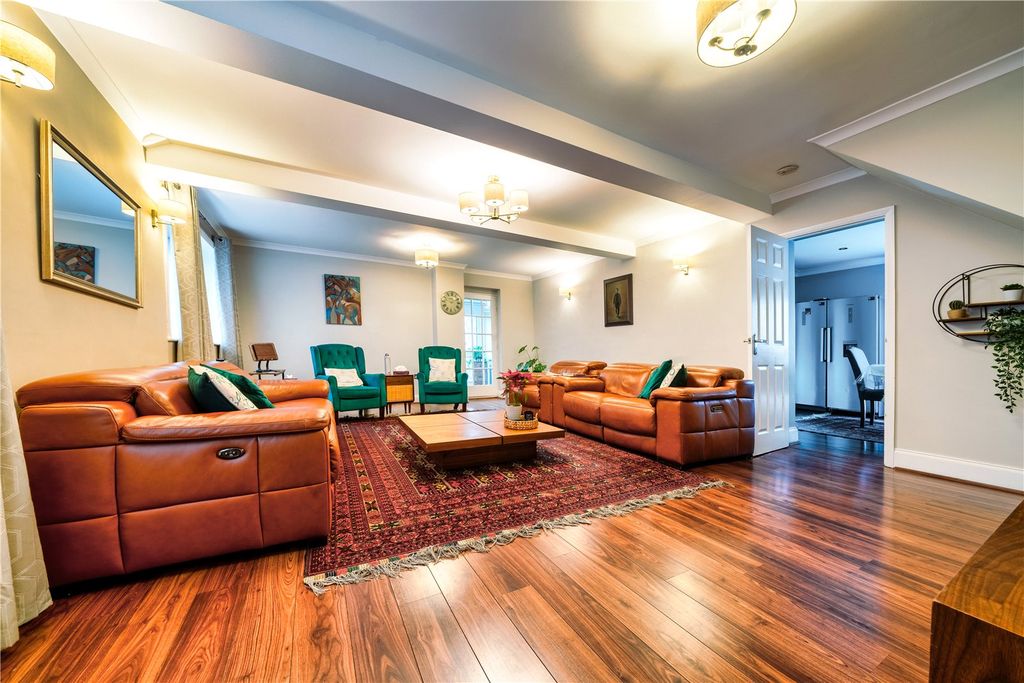 Property photo 3 of 24 Picture No. 03