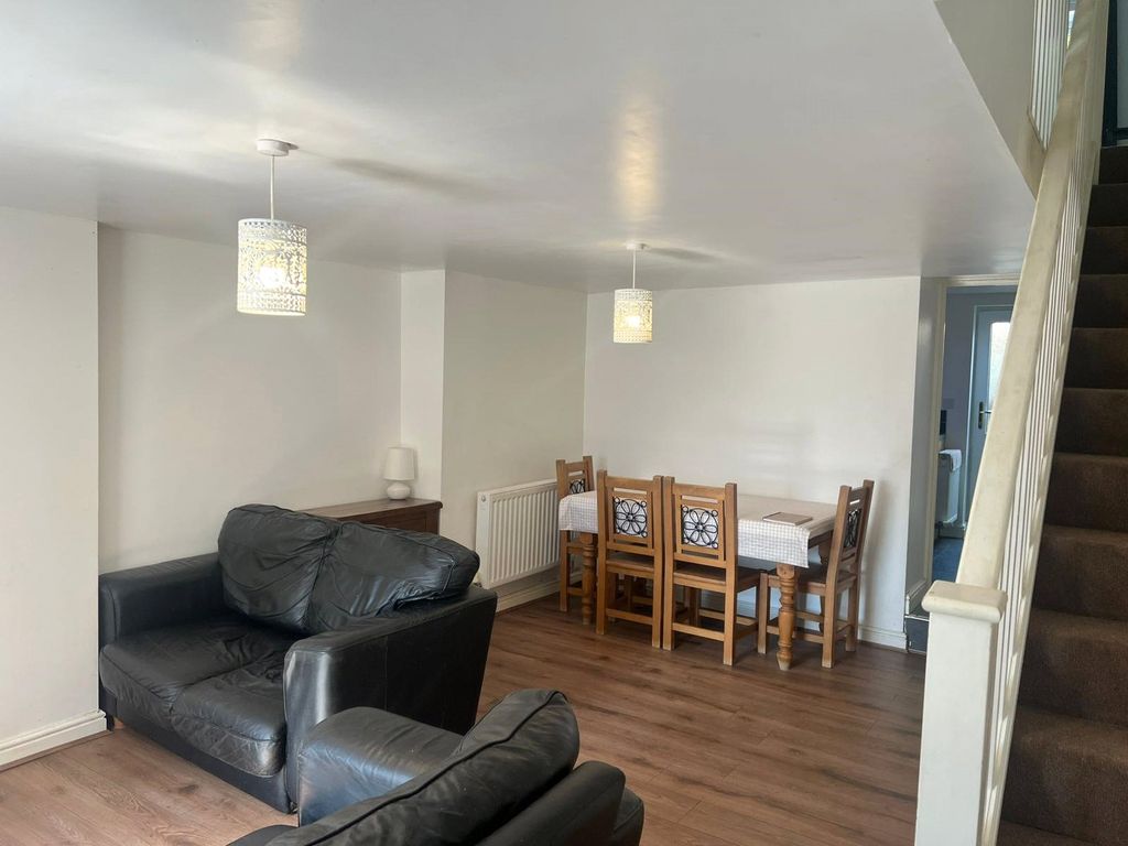 Property photo 3 of 16 Picture No. 16