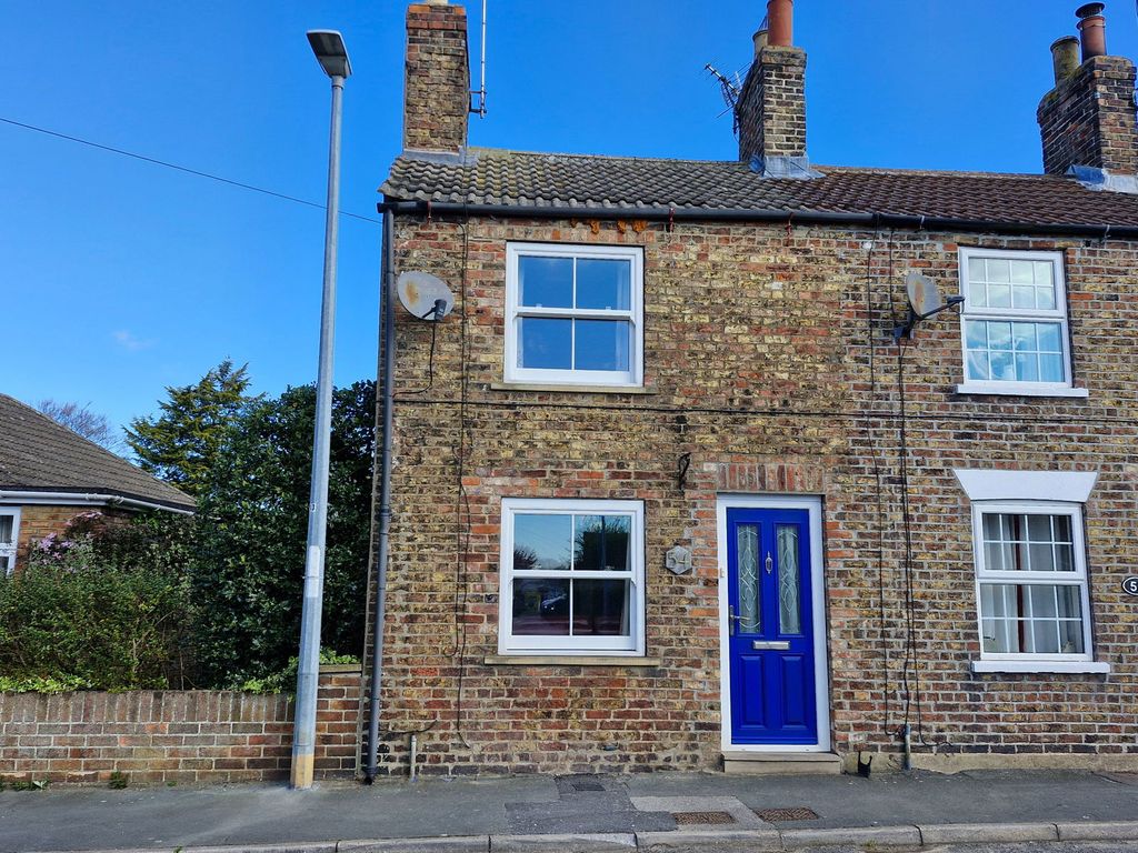 Property photo 1 of 18