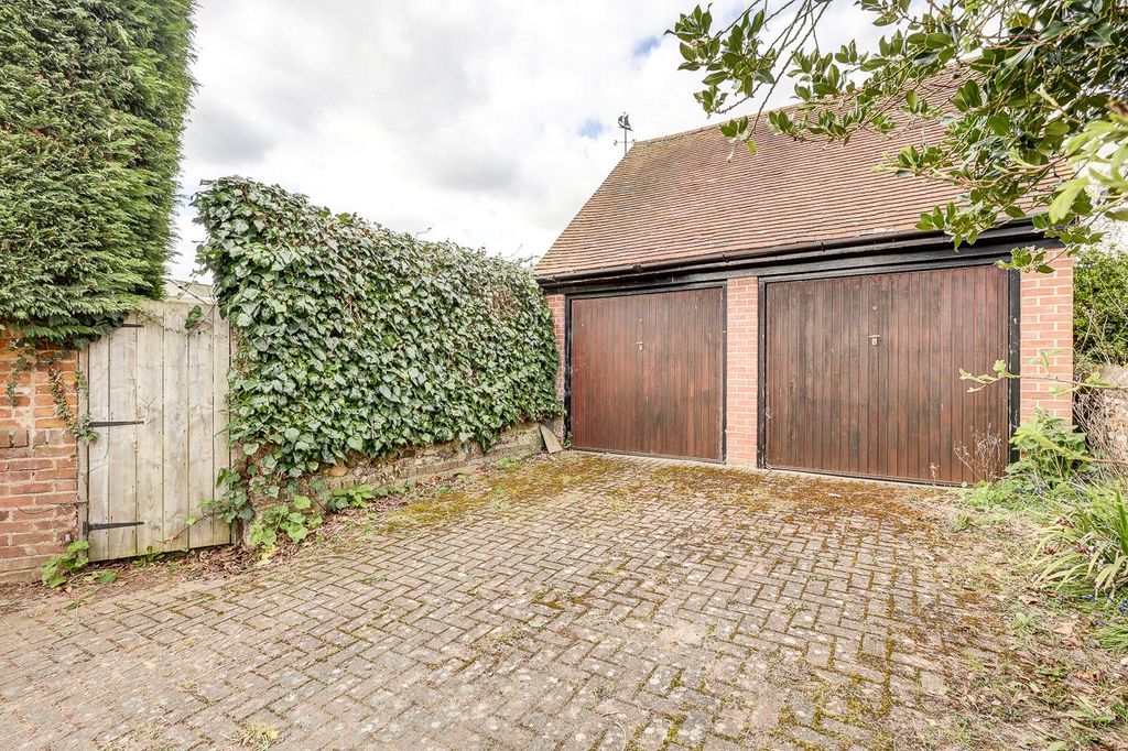 Property photo 2 of 22 Picture No. 10