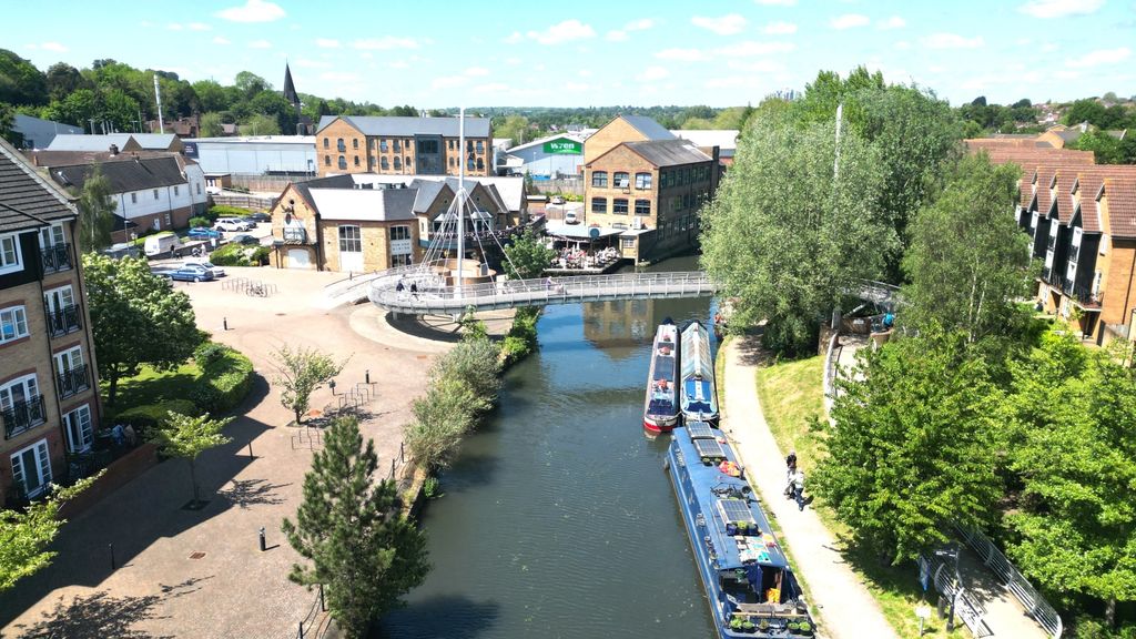 Property photo 3 of 15 Views Towards The Papermill In Apsley