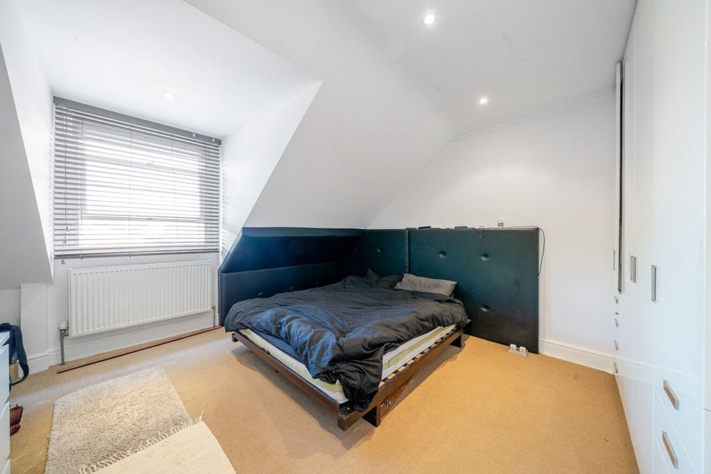 Property photo 3 of 10 Picture No. 05