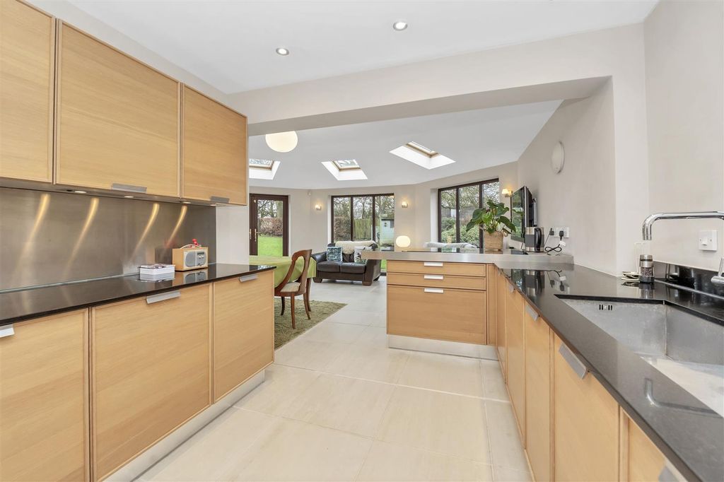 Property photo 2 of 28 Dcp_1480.Jpg