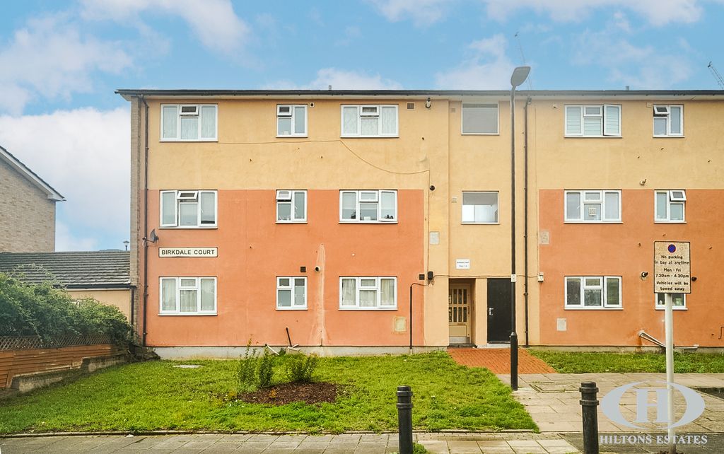 Property photo 1 of 7