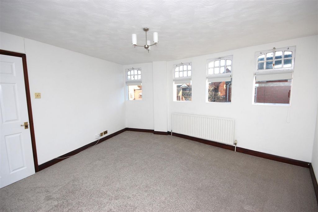 Property photo 2 of 7 Img_3235.Jpg