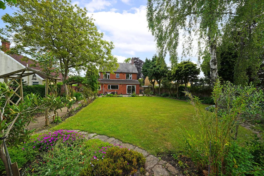 Property photo 2 of 31 Dsc00015 Copy