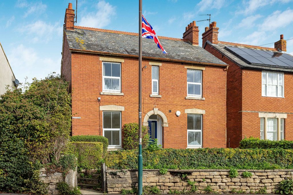 Property photo 1 of 21 Picture No. 04