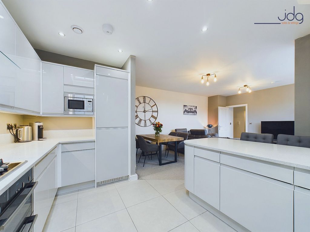 3 bed flat for saleKershaw Drive, Lancaster LA1 photo 5