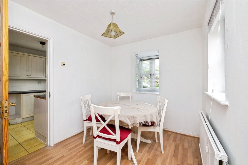 Property photo 2 of 29 Picture No. 01