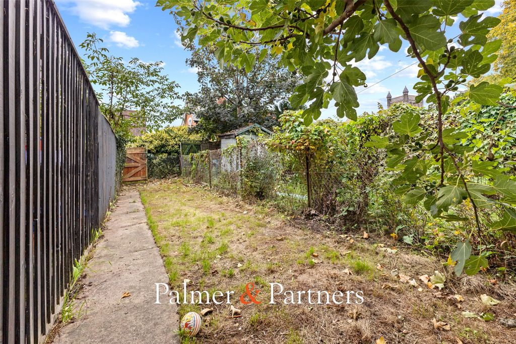 Property photo 3 of 13 Picture No. 04