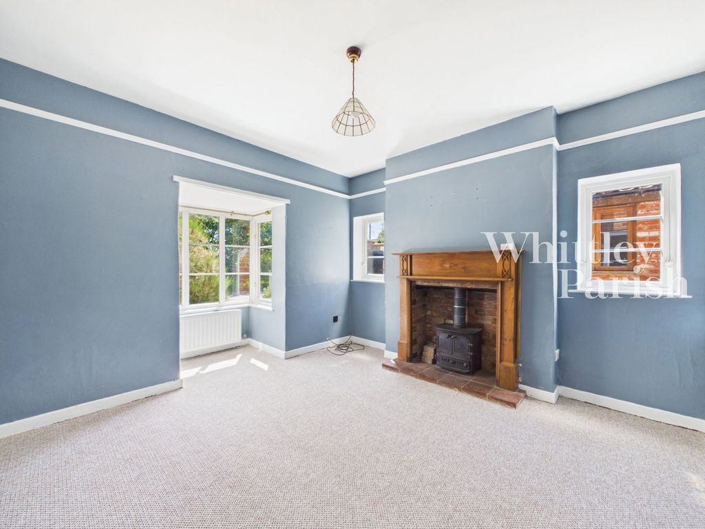 Property photo 2 of 19