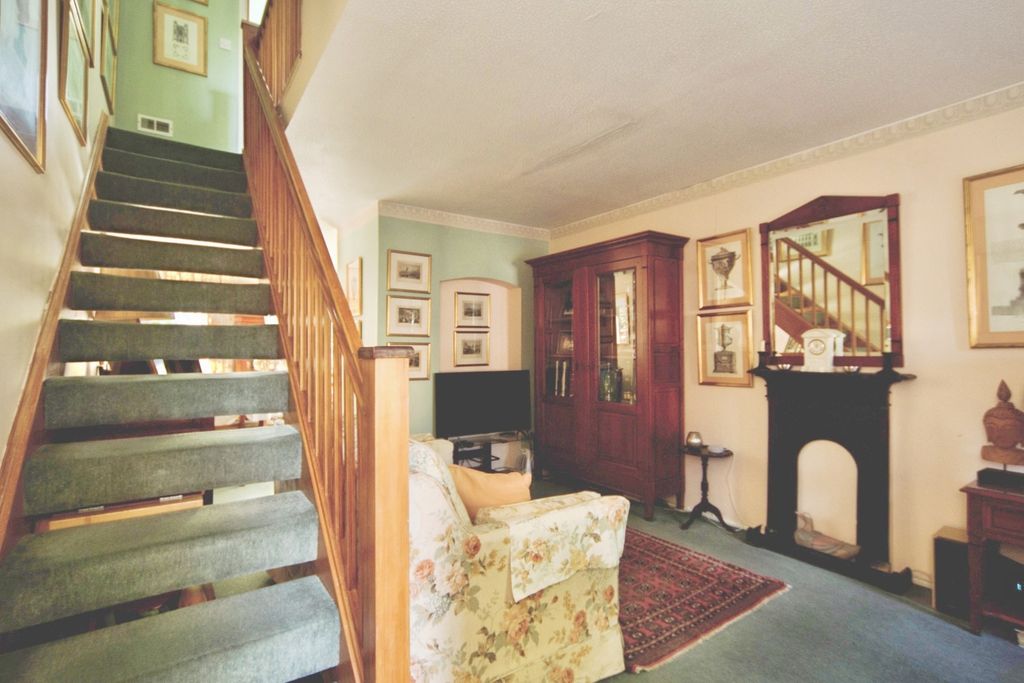 Property photo 2 of 25 Pbox-Img.Jpg