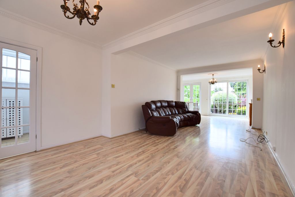 Property photo 3 of 12 2