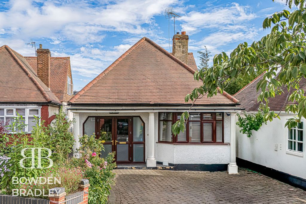Property photo 1 of 21