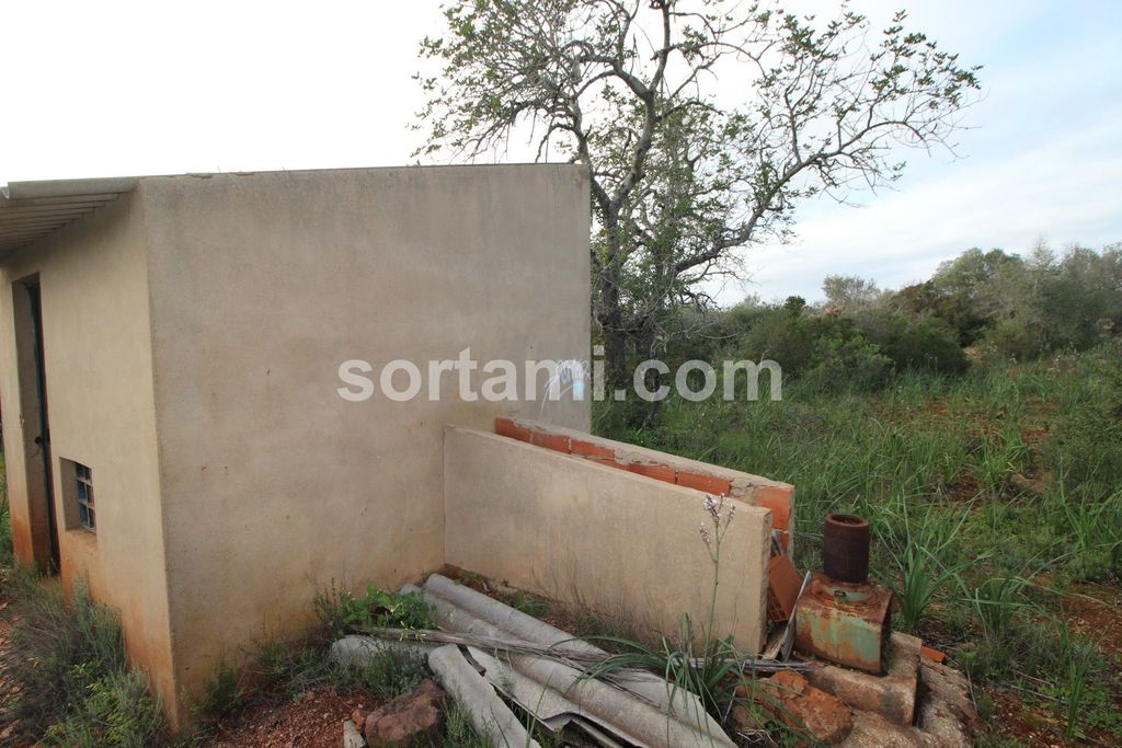 Property photo 2 of 8