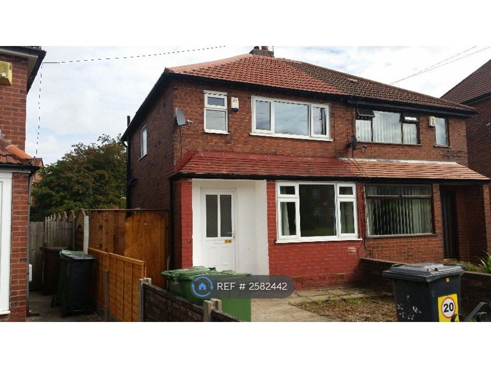 Property photo 1 of 10 Front