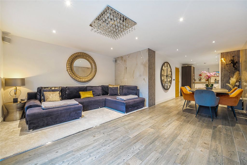 Property photo 2 of 13 Picture No. 03