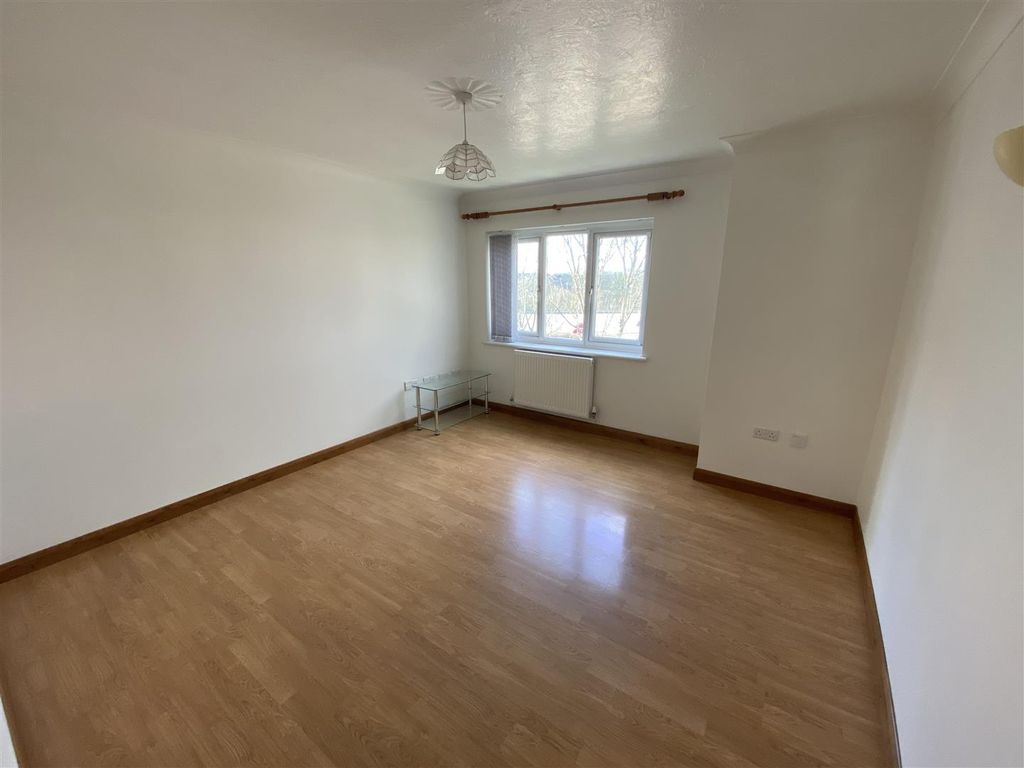 Property photo 3 of 10 Img_9674.Jpg