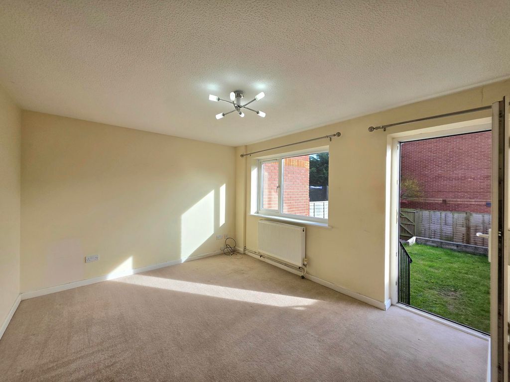 Property photo 2 of 10 Image