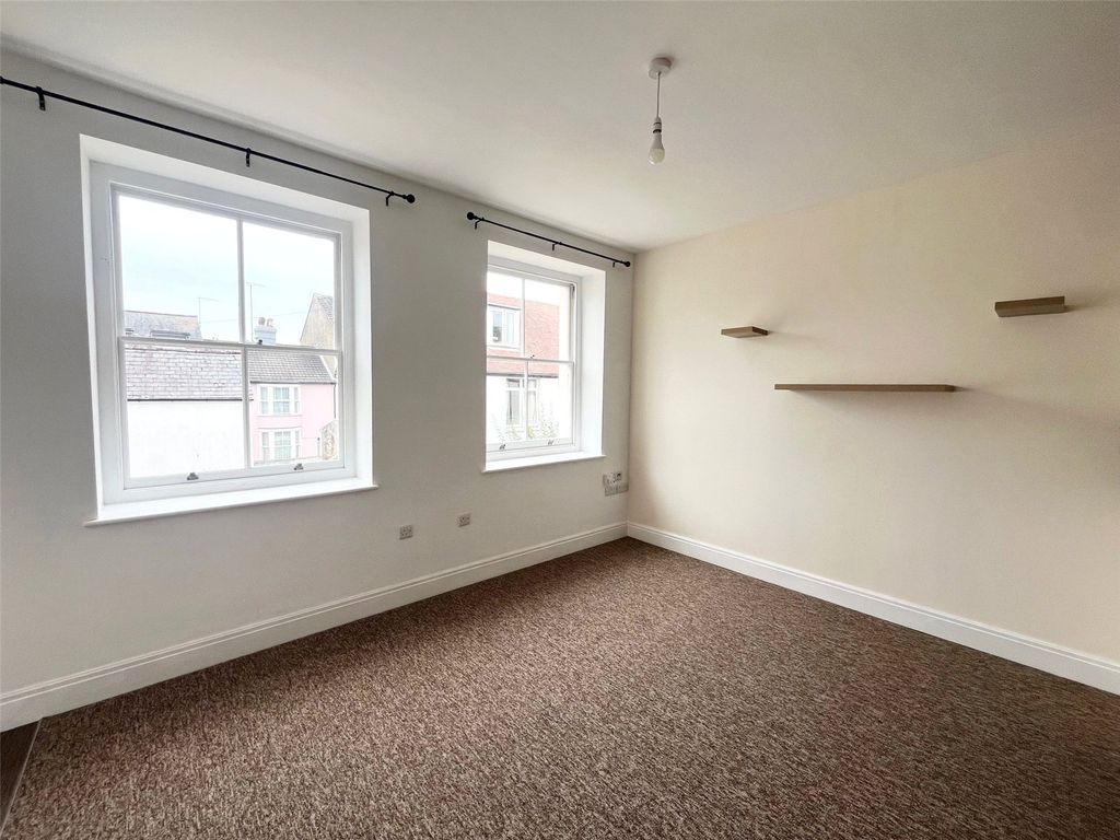 Property photo 3 of 10 Picture No. 31