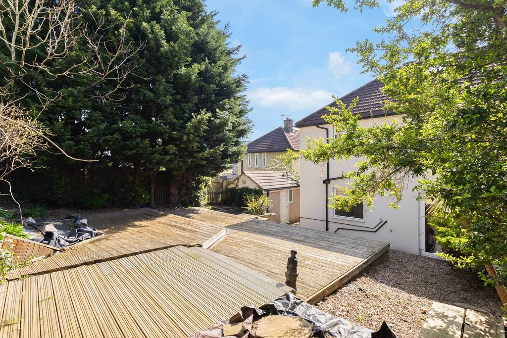 Property photo 1 of 22