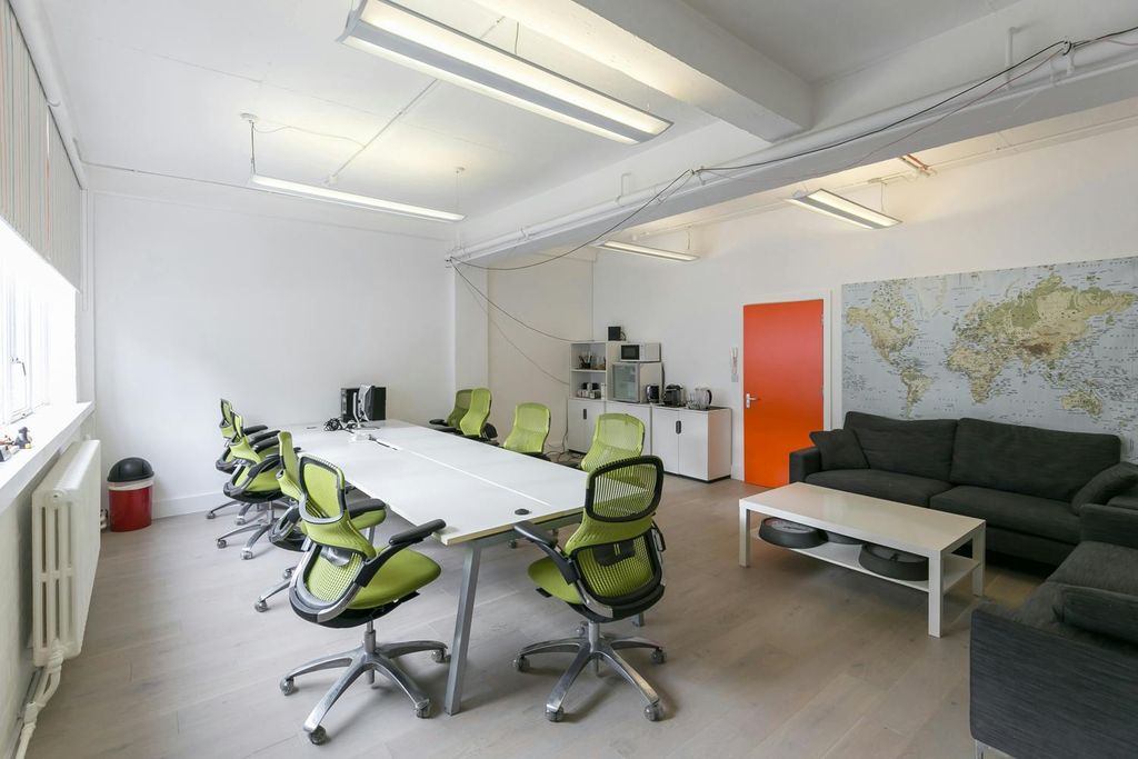 Property photo 1 of 11 3238Scruttonstreetunit8Shoreditchec2Aflexibleofficetoletinternal2.Jpg